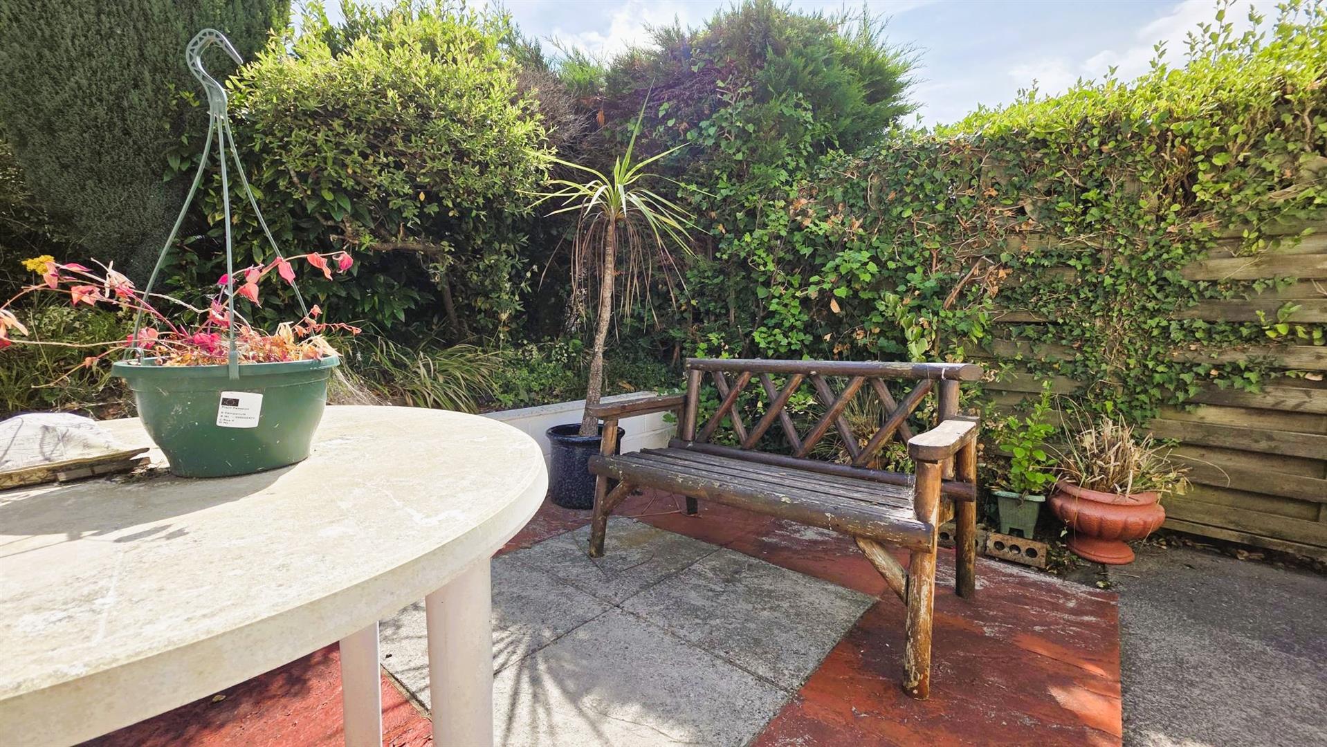 Gwscwm Road, Burry Port, SA16 0BS